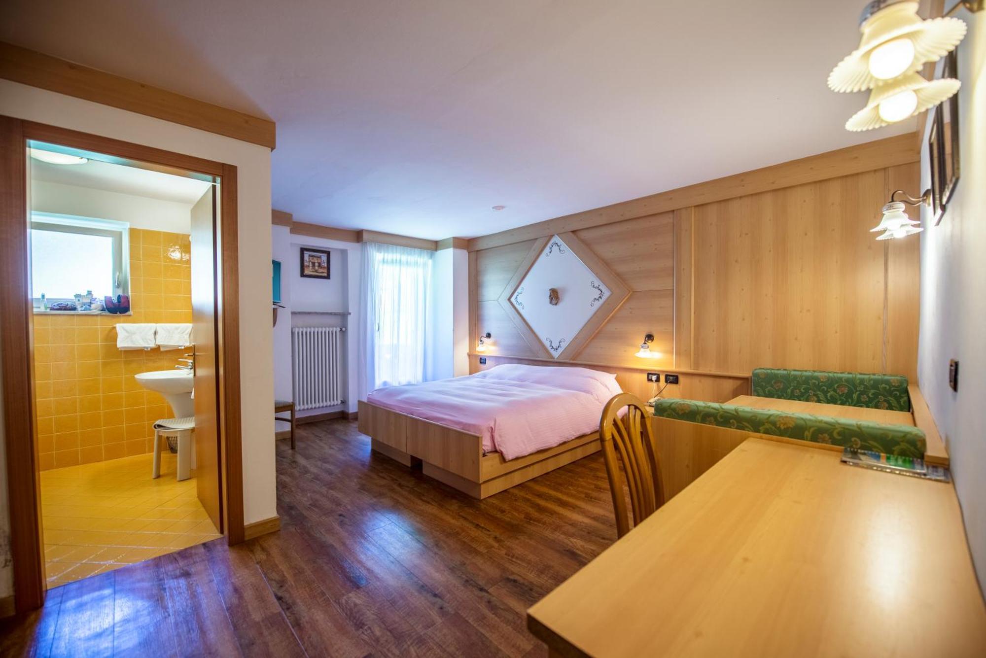 Chalet Pineta Relax Location Canazei Zewnętrze zdjęcie